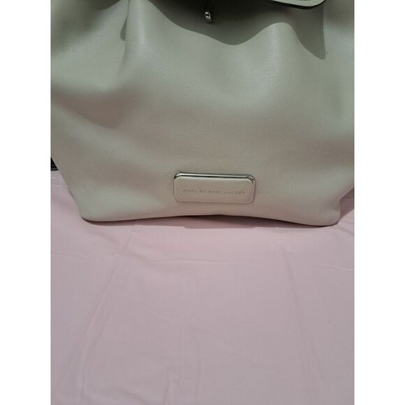Marc Jacobs Cream Backpack - Picture 2 of 9
